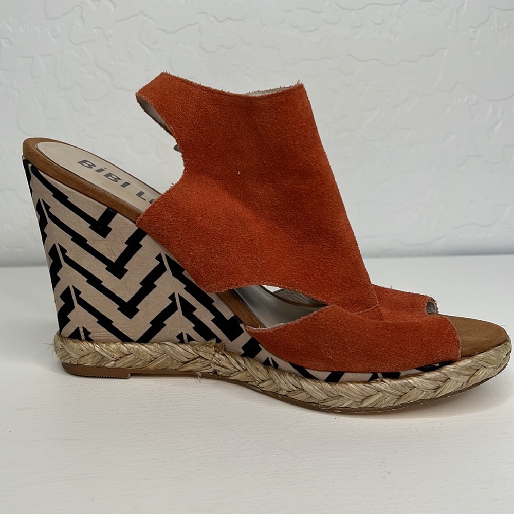 Bibi Lou rust orange suede & chevron wedge size 9 from Anthropologie - Picture 8 of 15